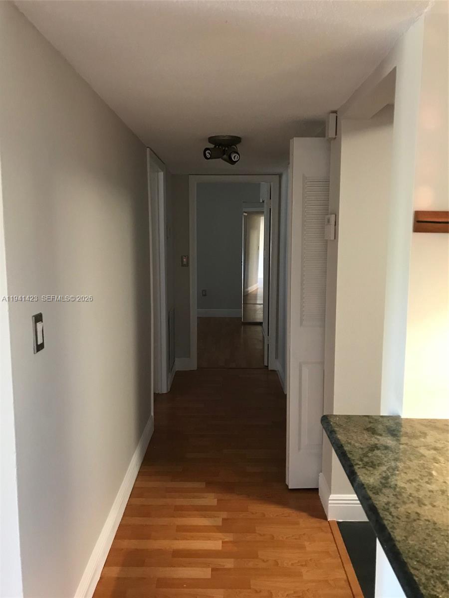 NOB HILL WEST CONDO - Residential