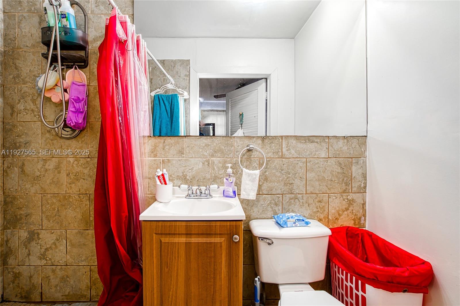 HOLLYWOOD PARK - Residential Income