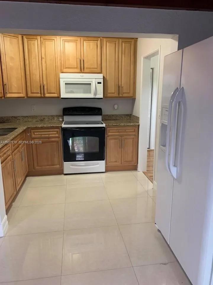 GOLF COURSE PARK - Residential