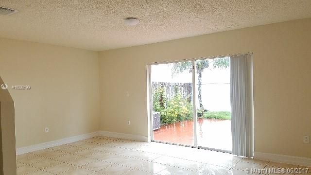 Weitzer Serena Lakes Twnh - Residential Lease