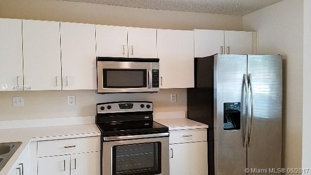 Weitzer Serena Lakes Twnh - Residential Lease