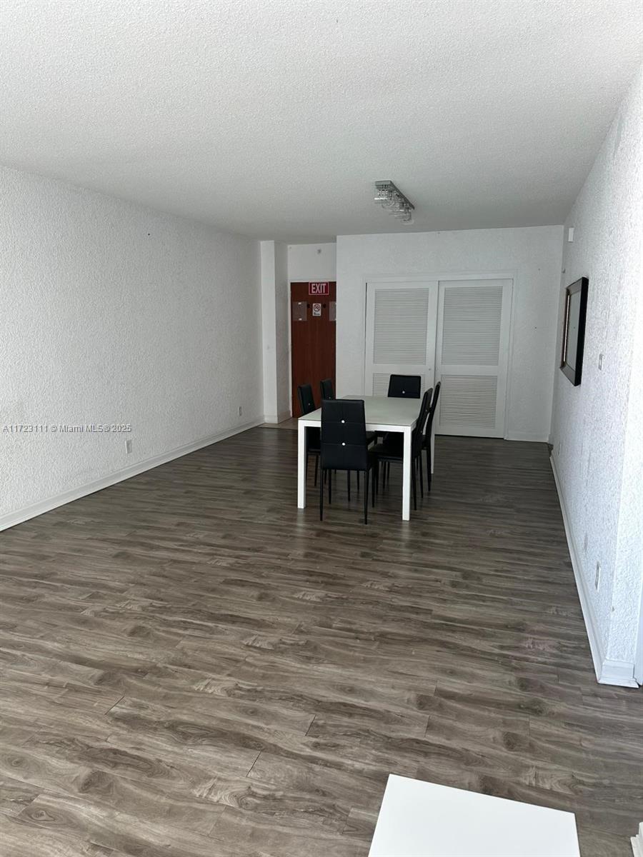 SIAN OCEAN RESIDENCES CON - Residential Lease