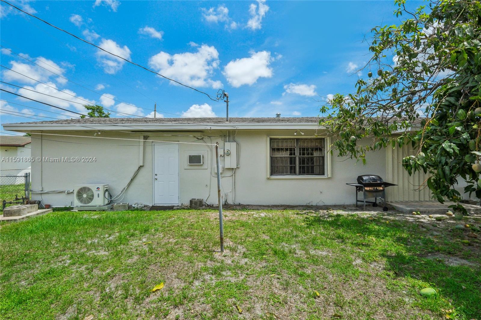 CAROL CITY 4TH ADDN - Residential