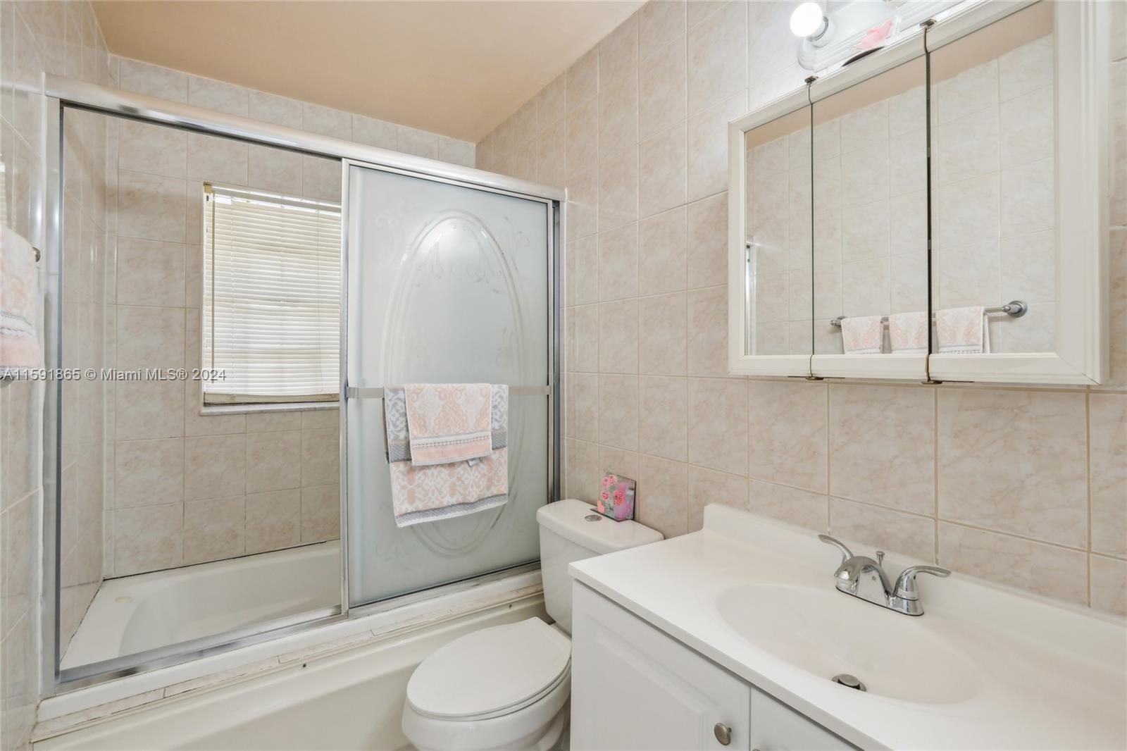 CAROL CITY 4TH ADDN - Residential