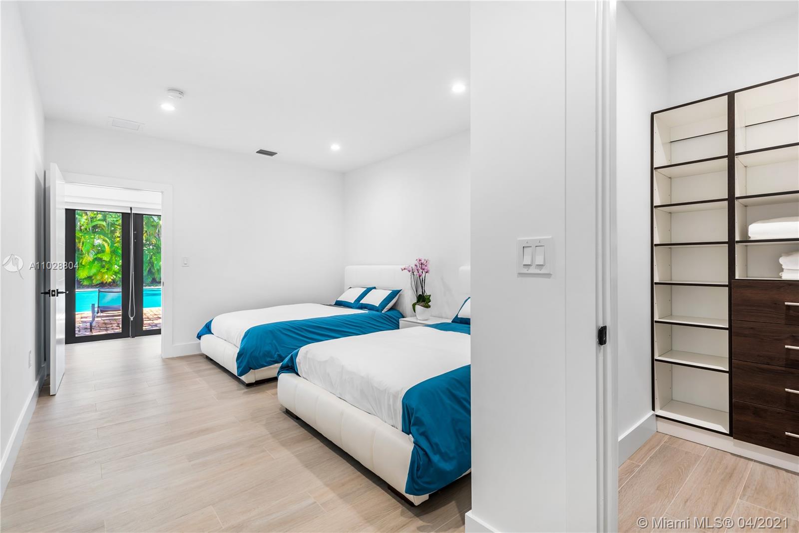 FLAMINGO TERRACE SUB - Residential