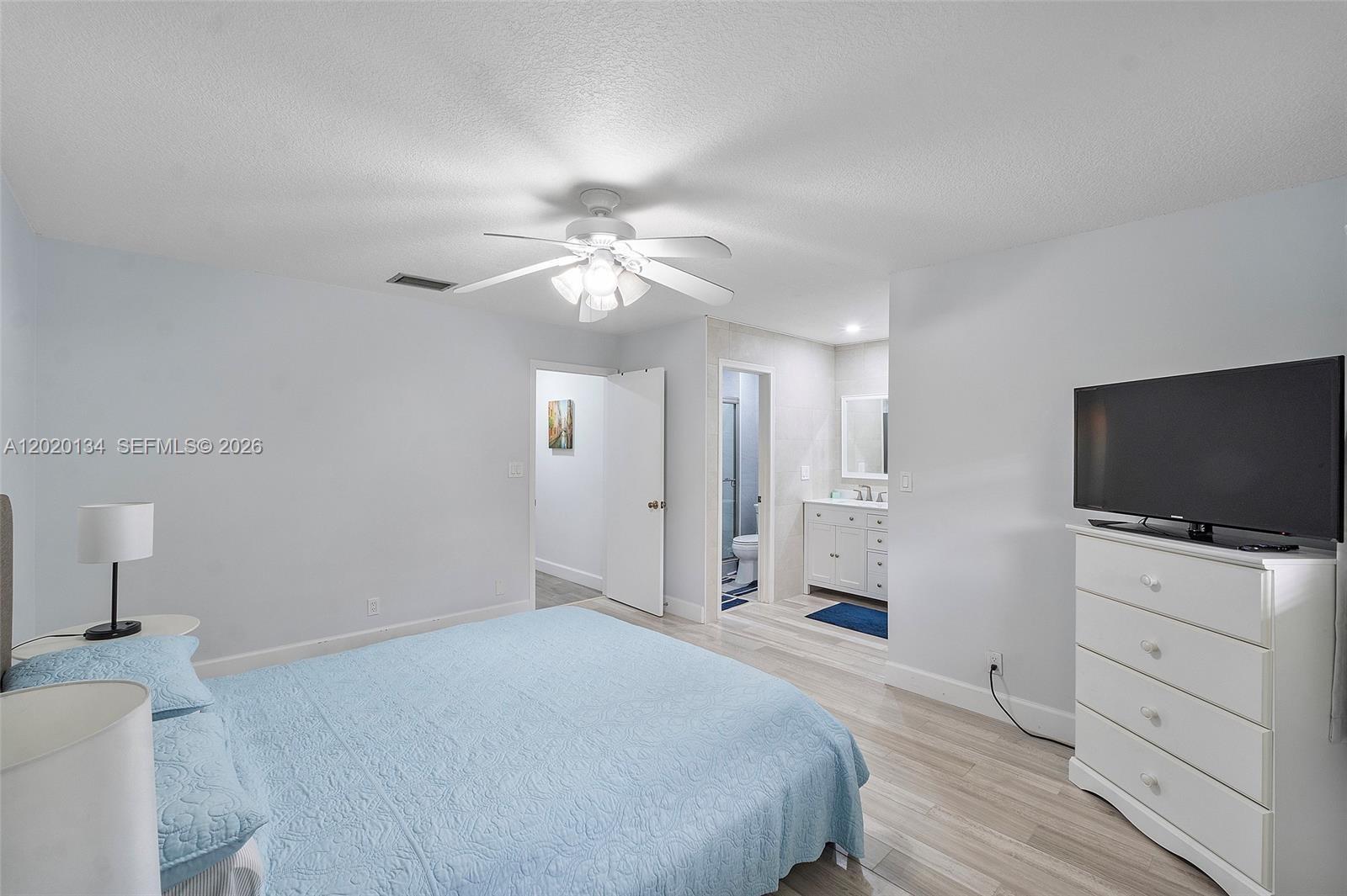 POND APPLE PLACE I CONDO - Residential