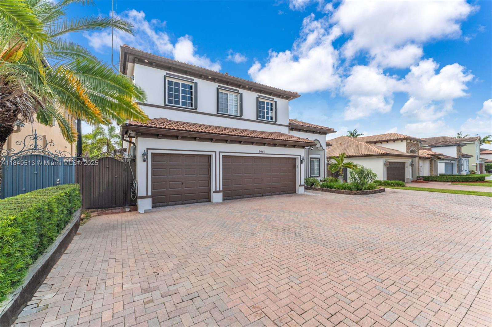 5051 SW 163rd Ct, Miami, FL, 33185/$980,000 1 5051 SW 163rd Ct