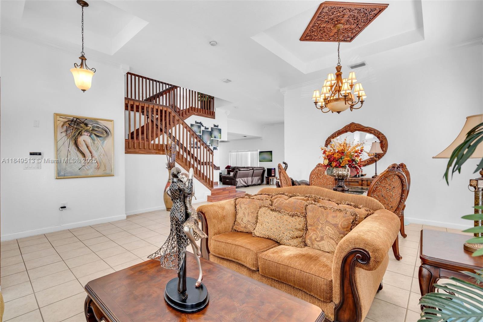 5051 SW 163rd Ct, Miami, FL, 33185/$980,000 4 5051 SW 163rd Ct
