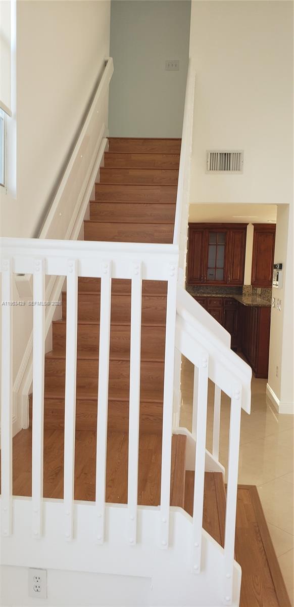 CORAL CREEK - Residential