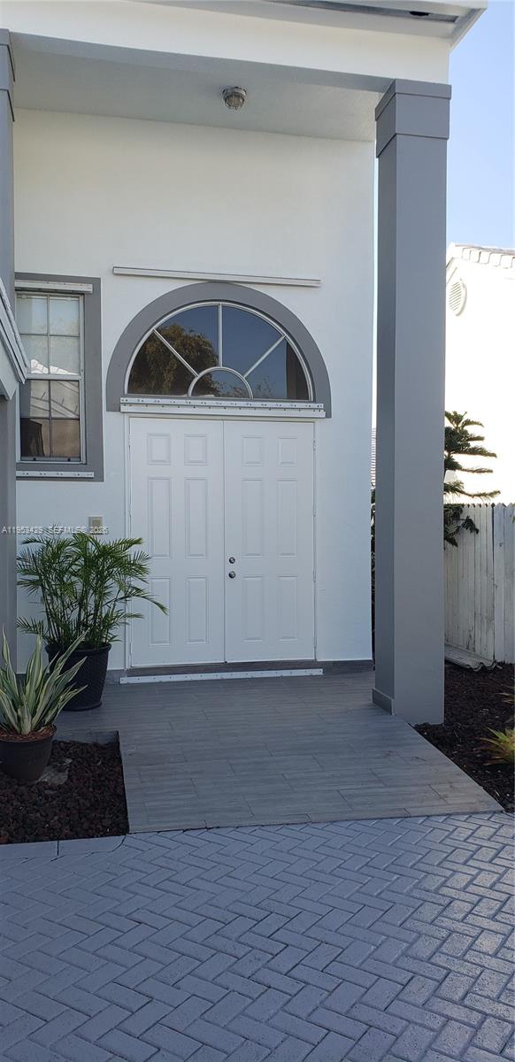 CORAL CREEK - Residential