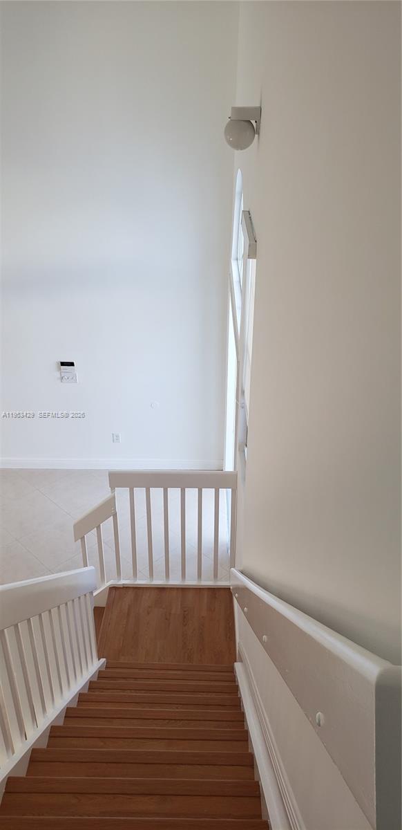 CORAL CREEK - Residential