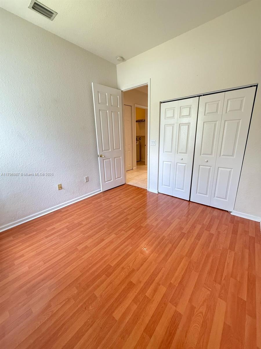 WALNUT CREEK REPLAT NO 1 - Residential Lease