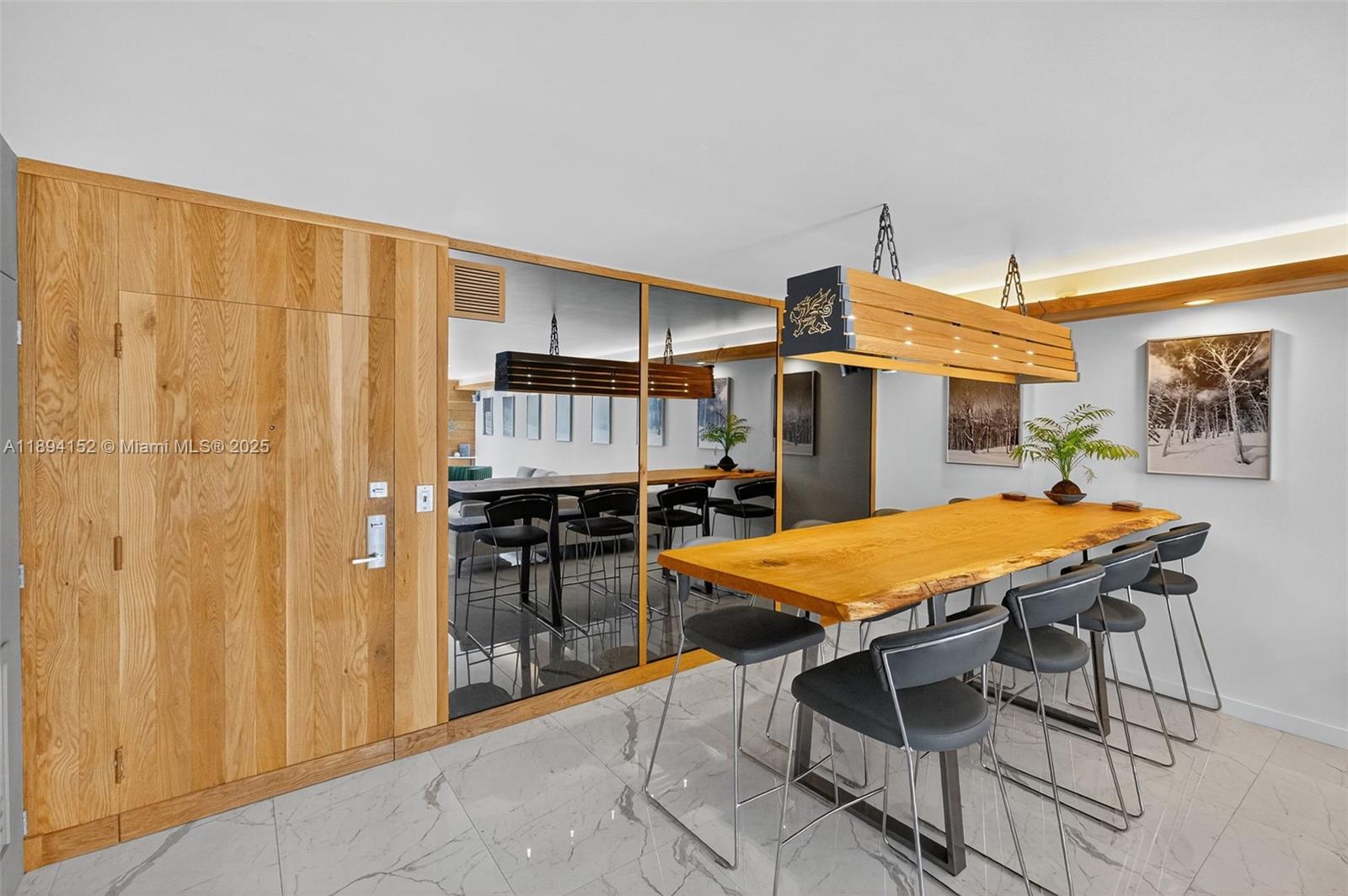 THE RIVIERA CONDO - Residential Lease