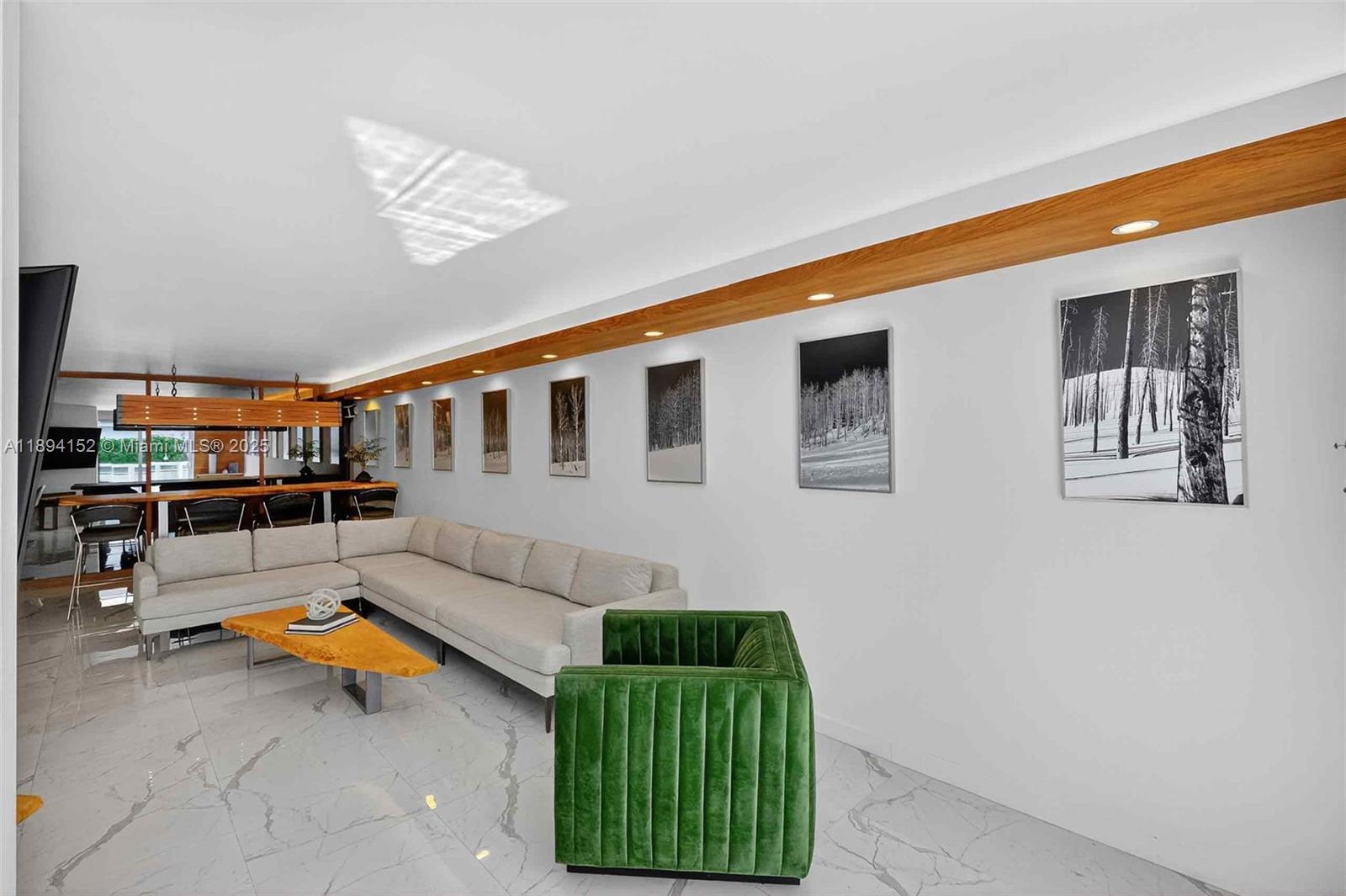 THE RIVIERA CONDO - Residential Lease