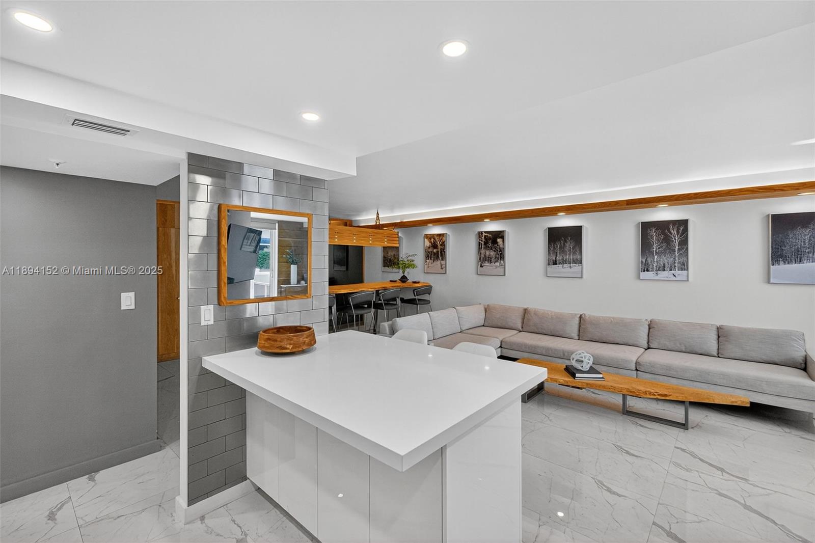 THE RIVIERA CONDO - Residential Lease