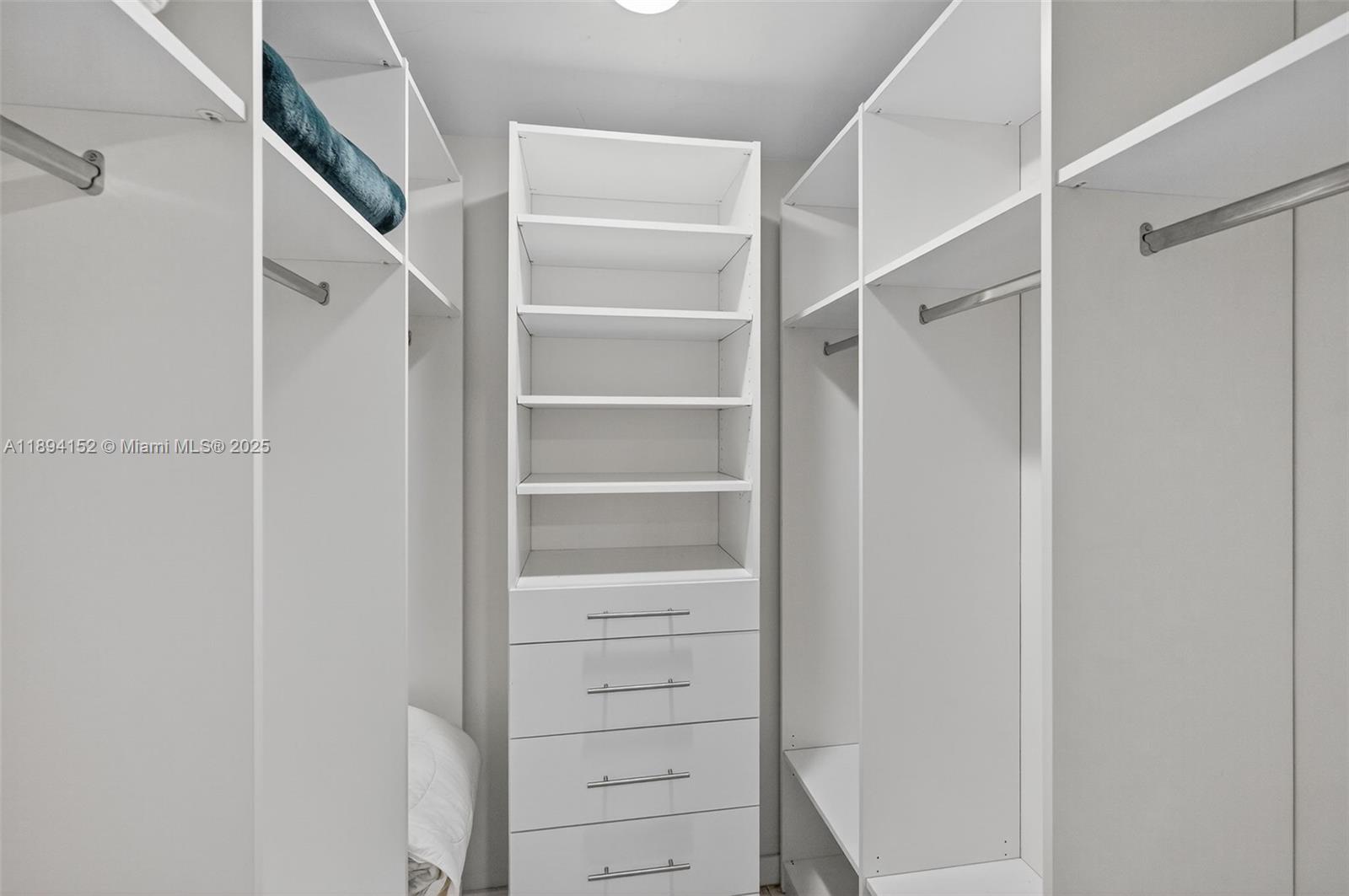 THE RIVIERA CONDO - Residential Lease