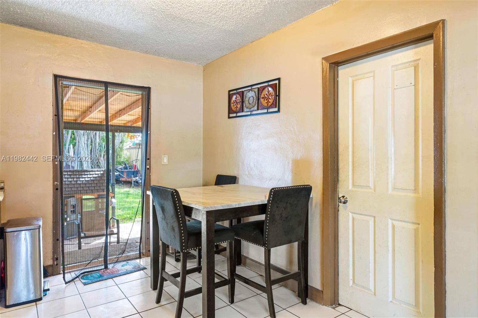 EDISON HEIGHTS - Residential