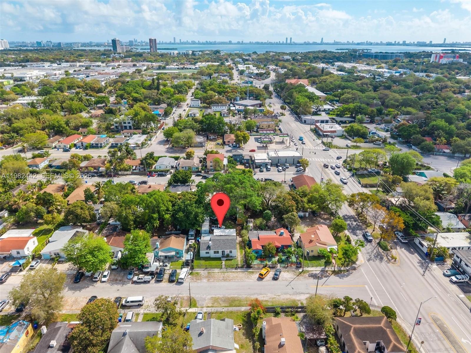 EDISON HEIGHTS - Residential