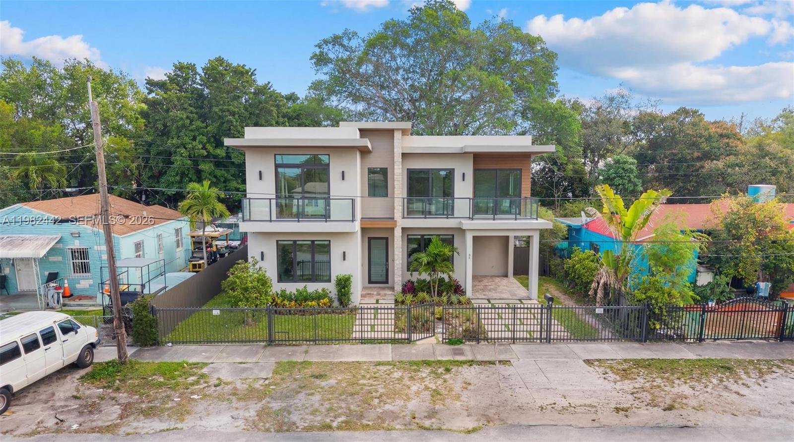 EDISON HEIGHTS - Residential