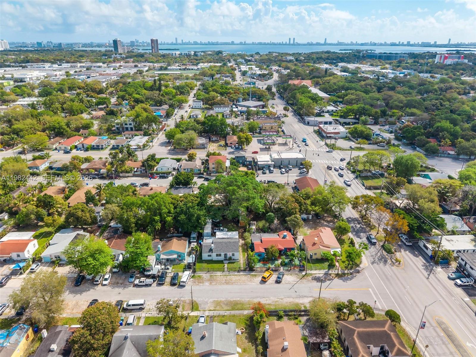 EDISON HEIGHTS - Residential