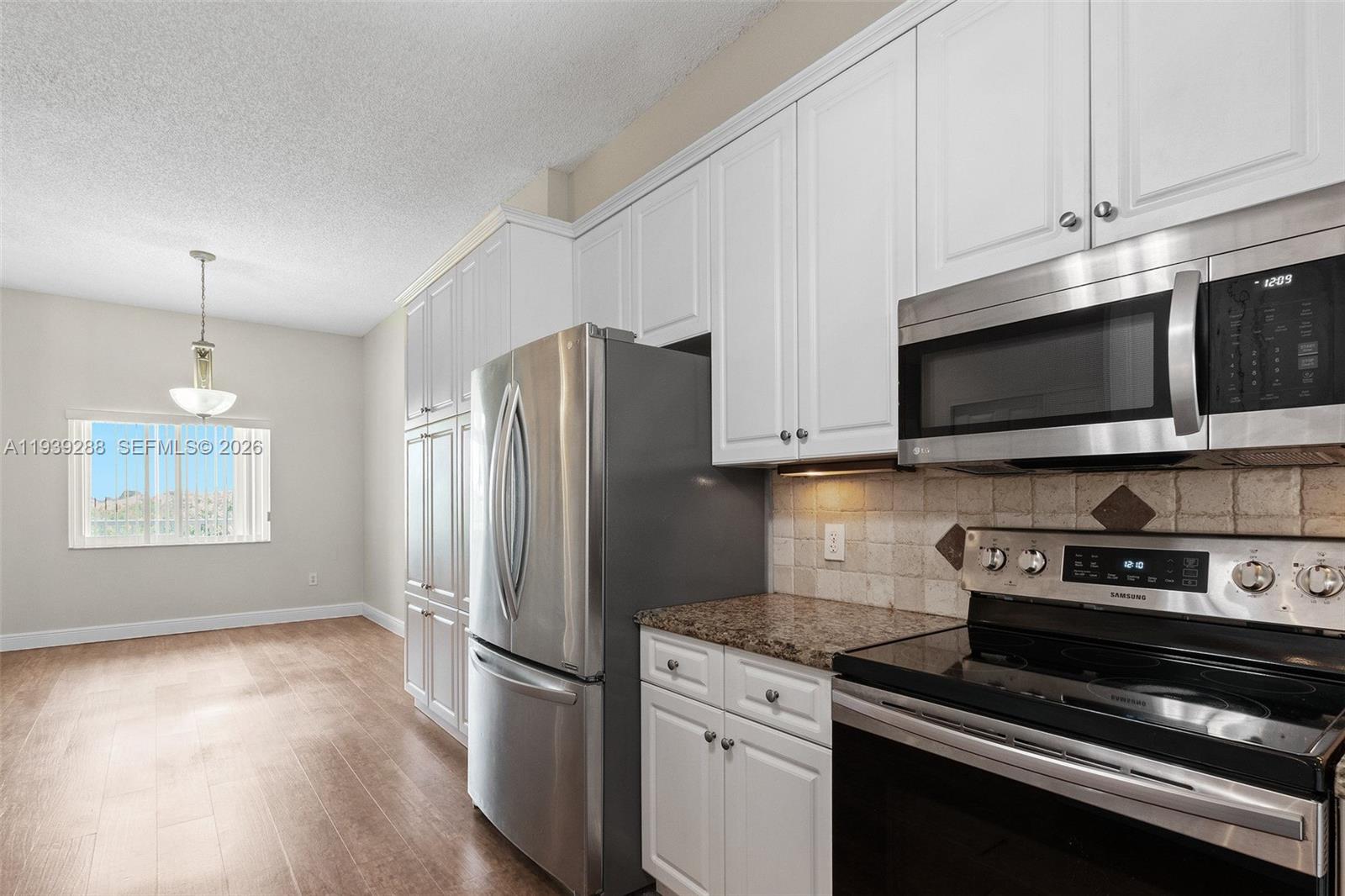 GRANVILLE CONDOMINIUM G - Residential