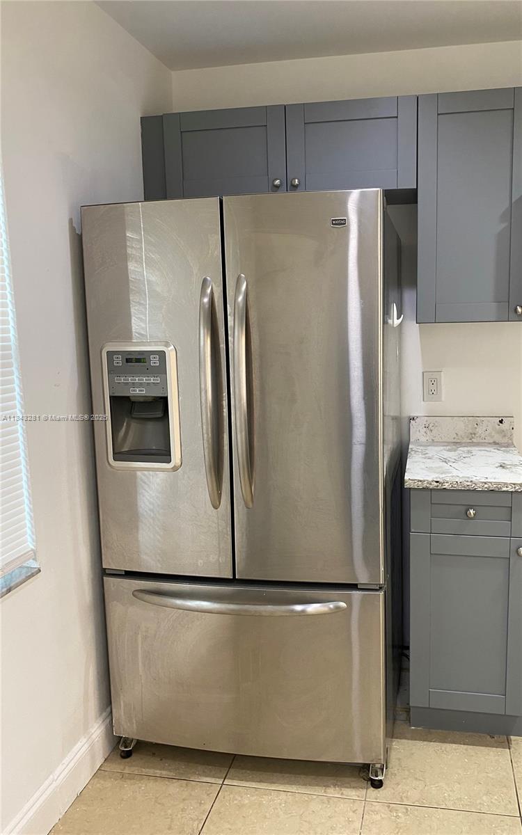 10537 NW 8th St, Pembroke Pines, FL, 33026/$385,000 2 10537 NW 8th St