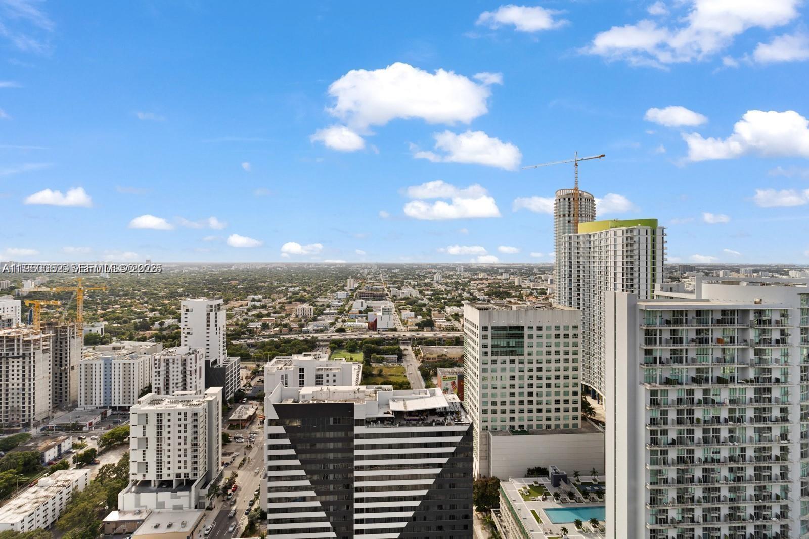 RISE CONDO - Residential