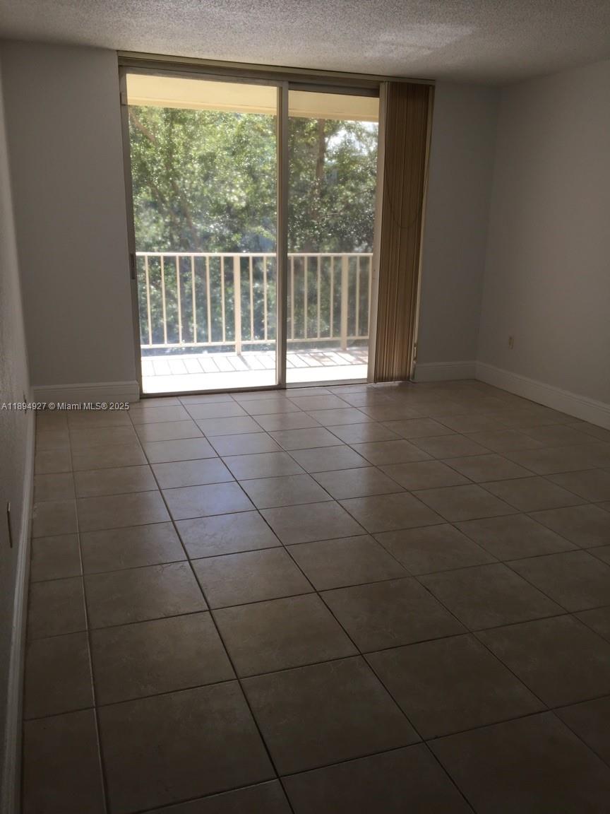 View photos, virtual tours, details... 13100 SW 92nd Ave A-PH7