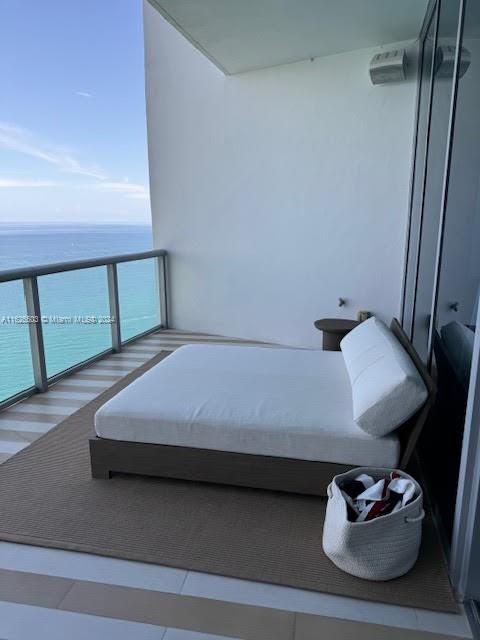 JADE BEACH CONDO - Residential Lease