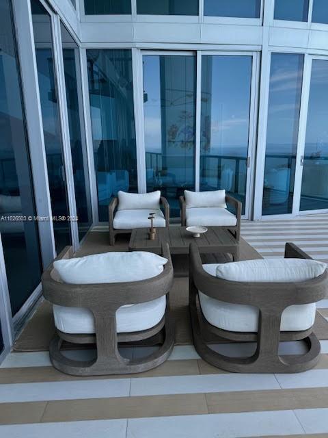 JADE BEACH CONDO - Residential Lease