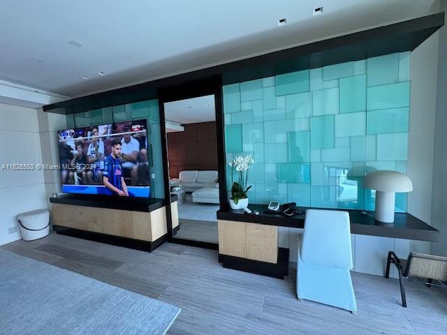 JADE BEACH CONDO - Residential Lease