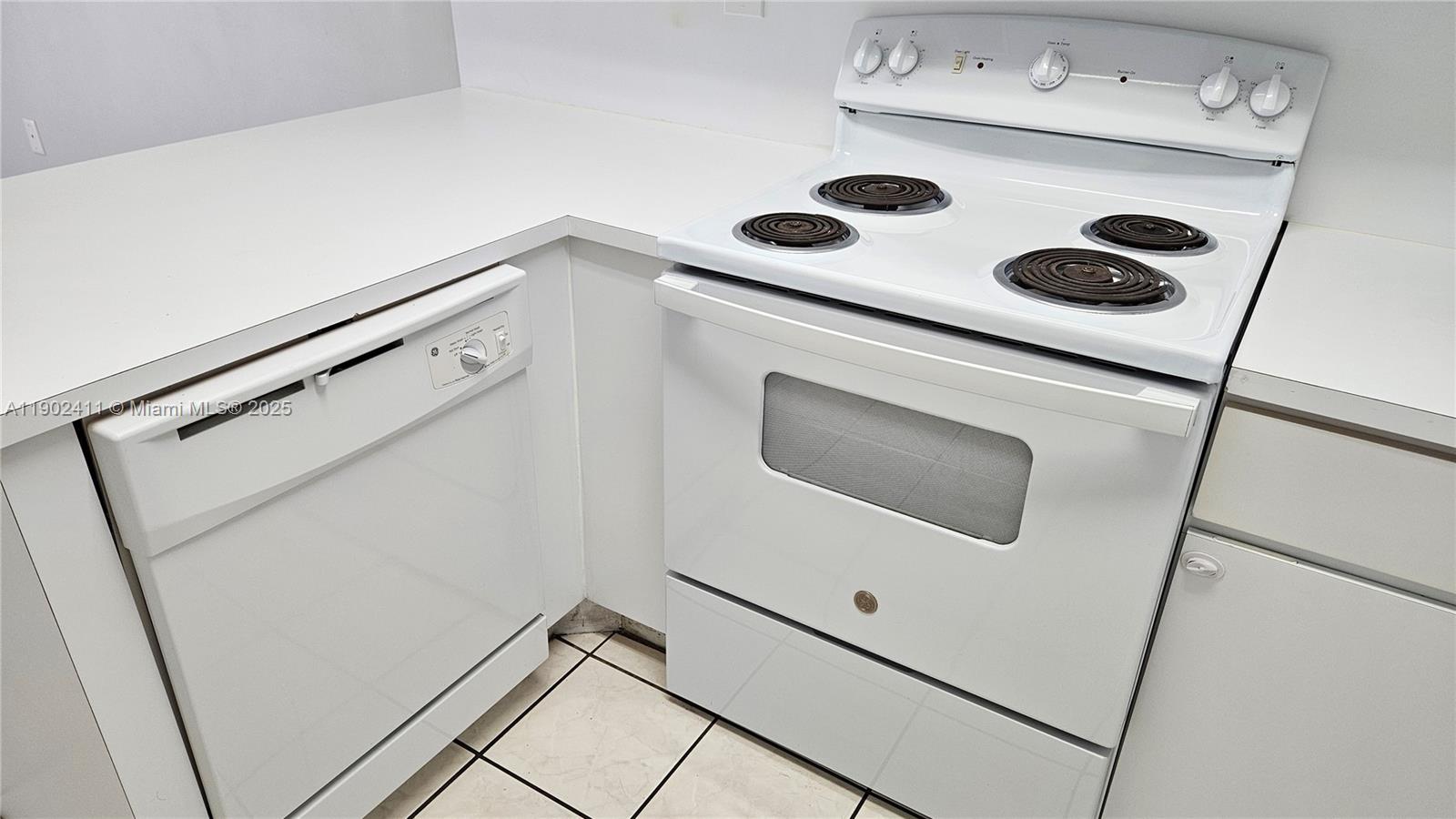 GRACE VILLAS III CONDO - Residential Lease