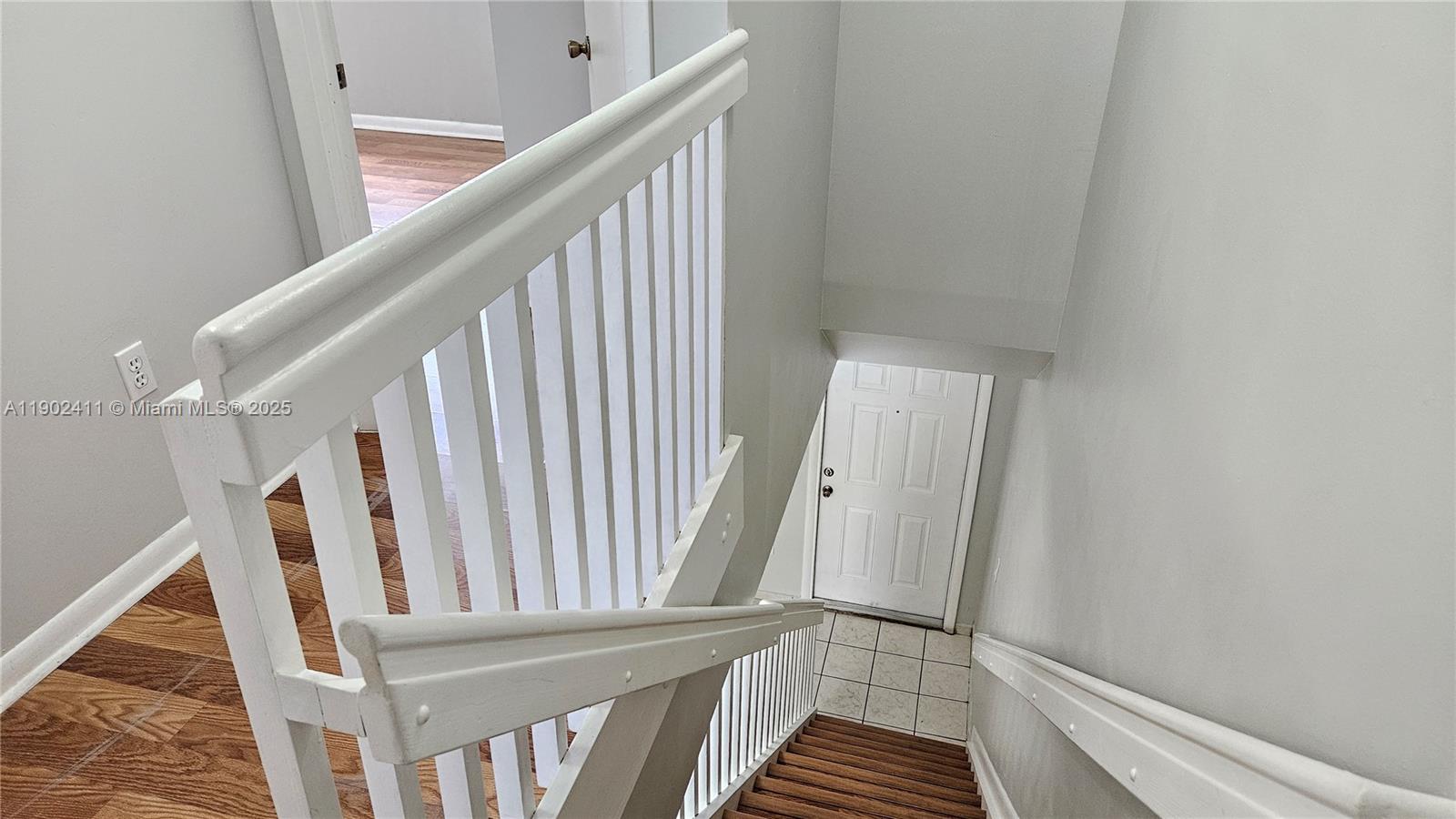 GRACE VILLAS III CONDO - Residential Lease