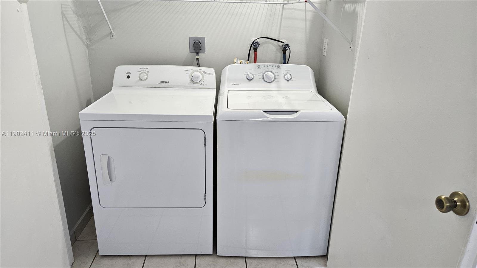 GRACE VILLAS III CONDO - Residential Lease