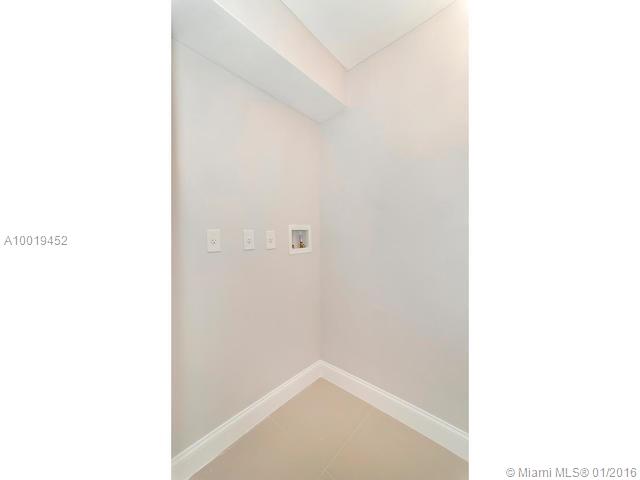 Parliament House Condo - Residential Lease