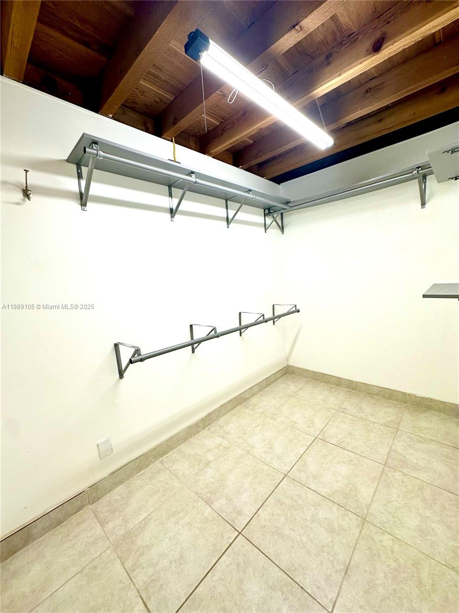 VILLAGE TOWNHOUSES JACARA - Residential Lease