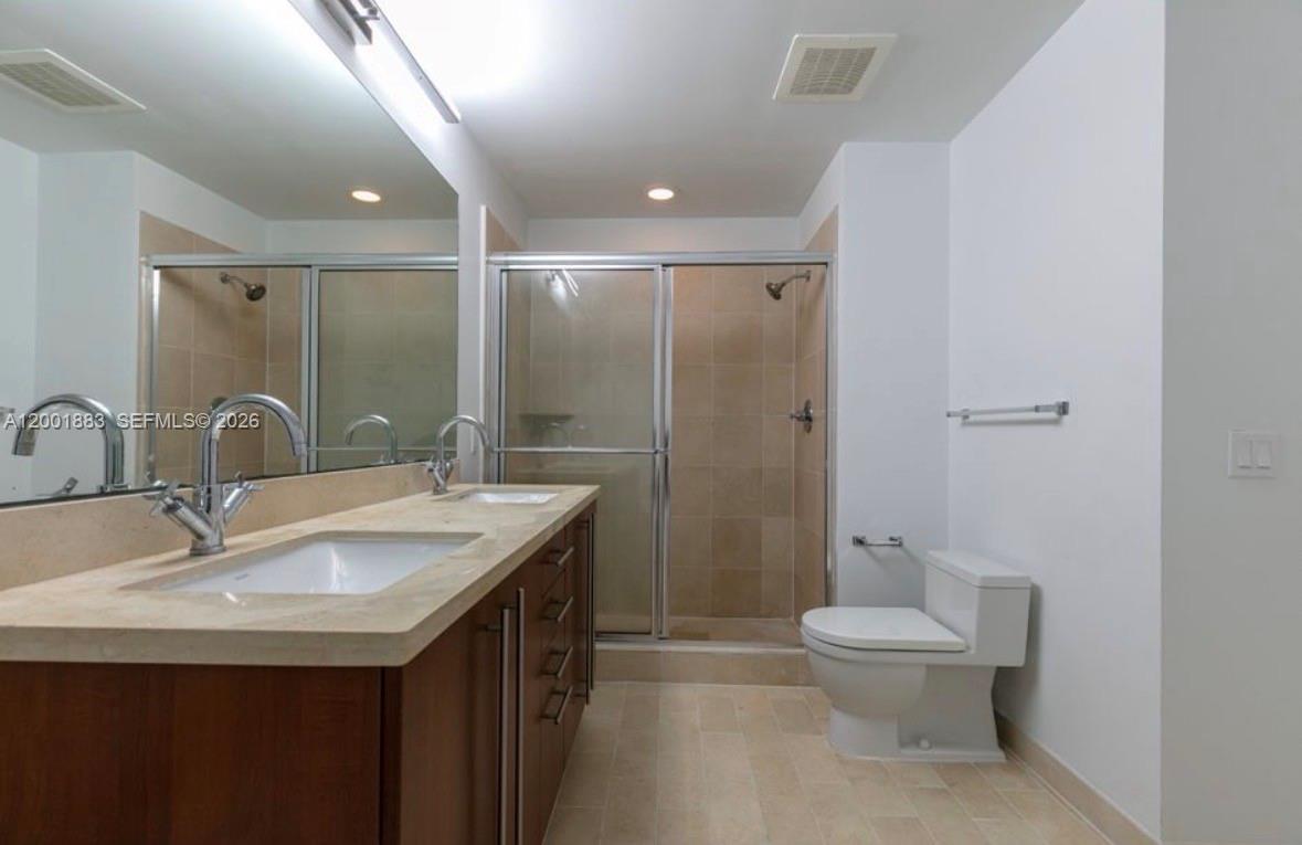 THE AXIS ON BRICKELL II C - Residential Lease