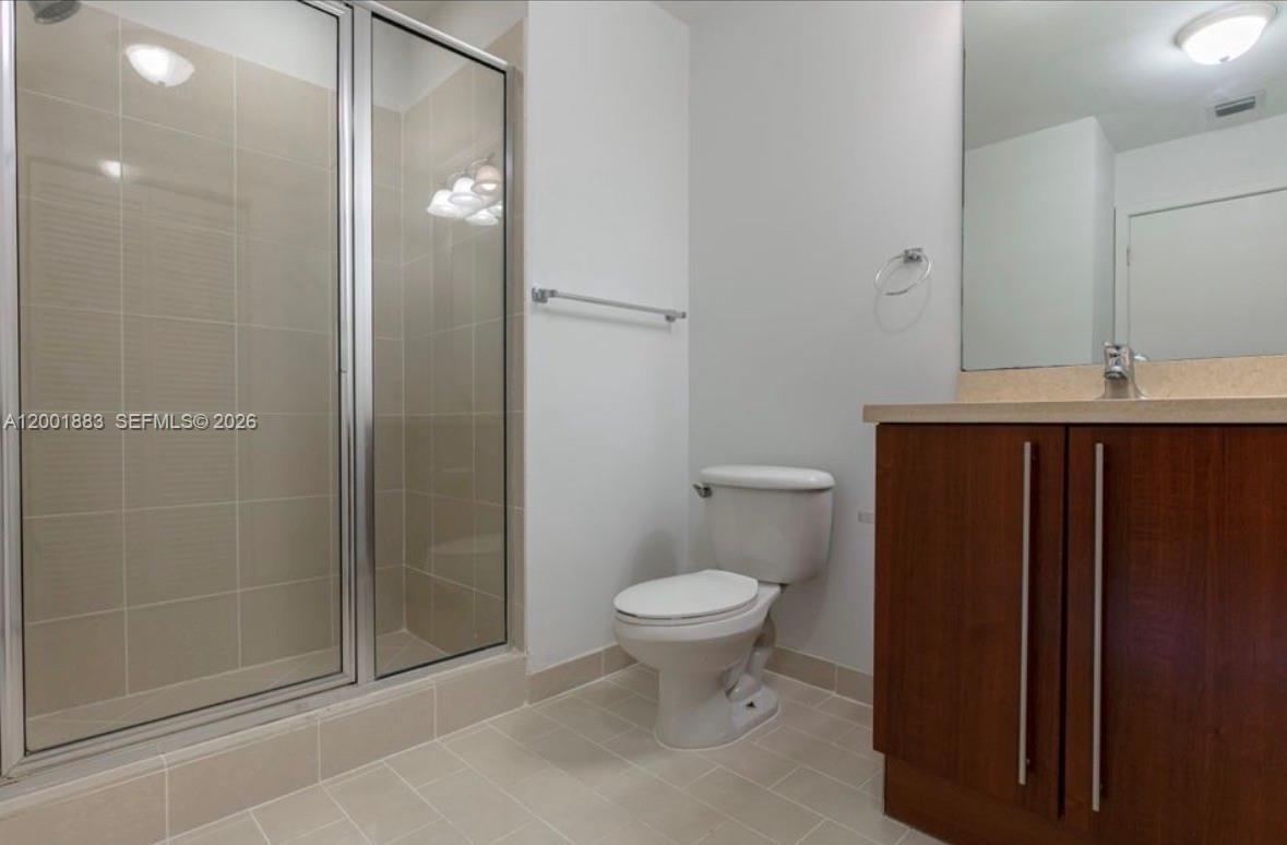 THE AXIS ON BRICKELL II C - Residential Lease