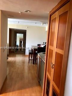 WEST BAY PLAZA CONDO - Residential