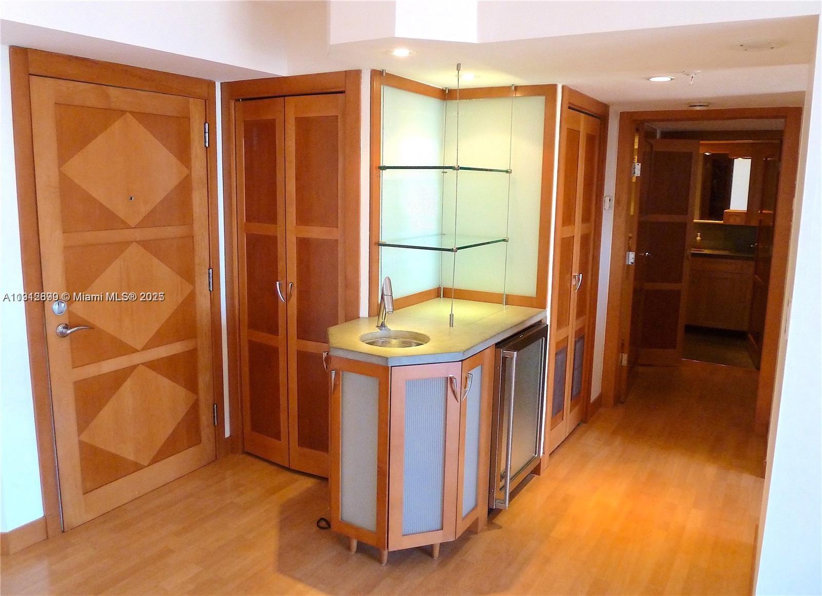 WEST BAY PLAZA CONDO - Residential