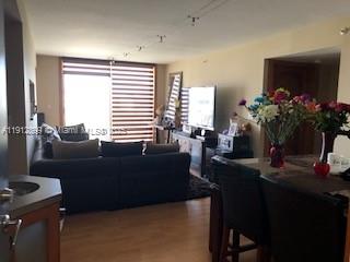 WEST BAY PLAZA CONDO - Residential