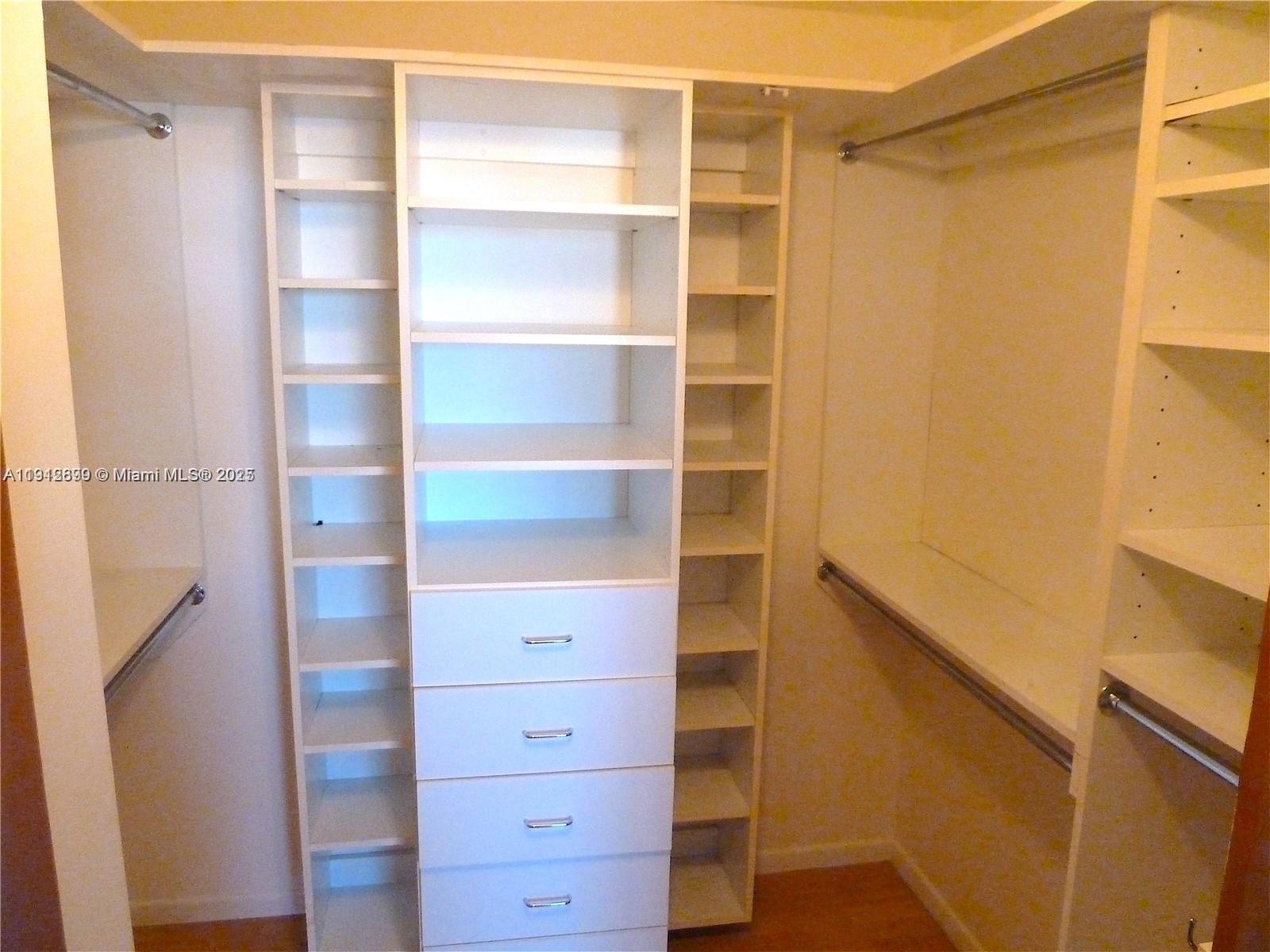 WEST BAY PLAZA CONDO - Residential