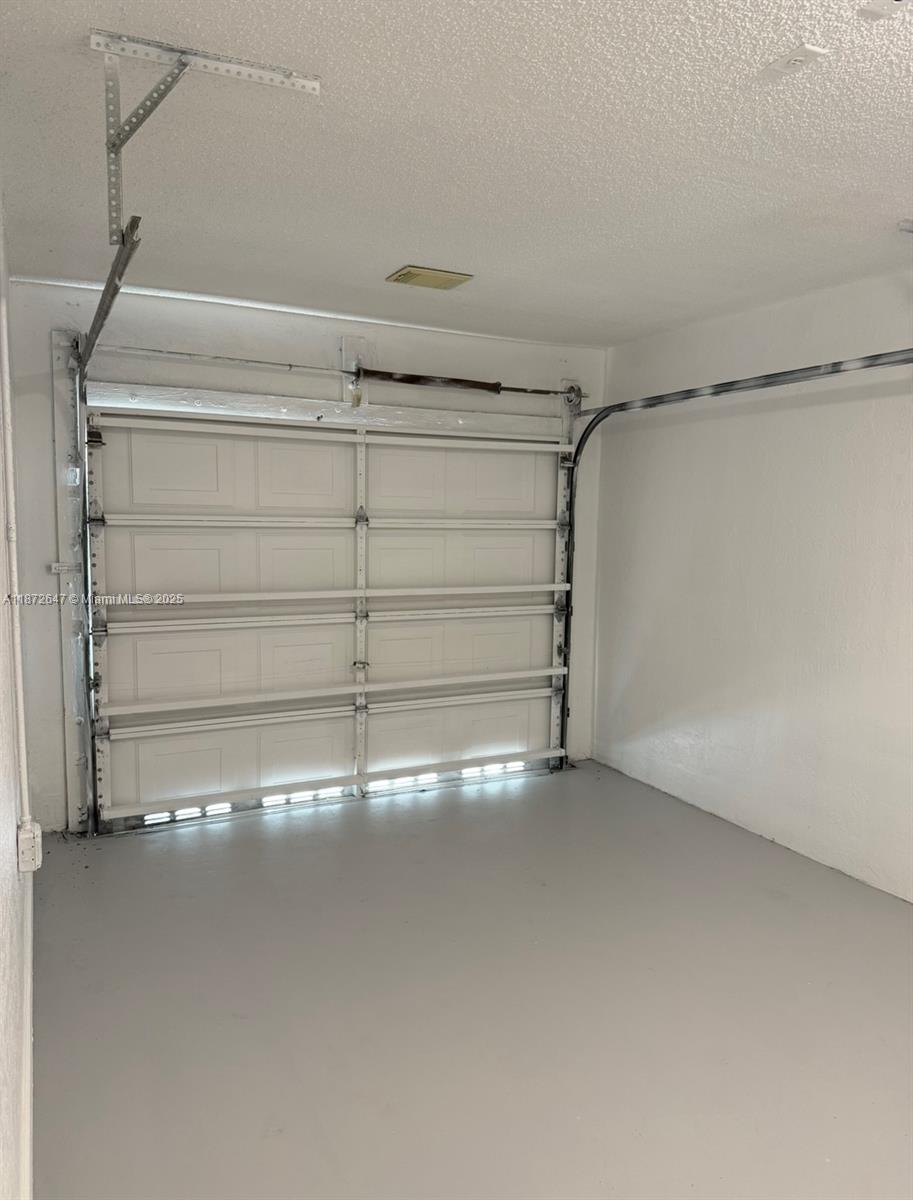 STONEYBROOK AT COUNTRY WA - Residential Lease