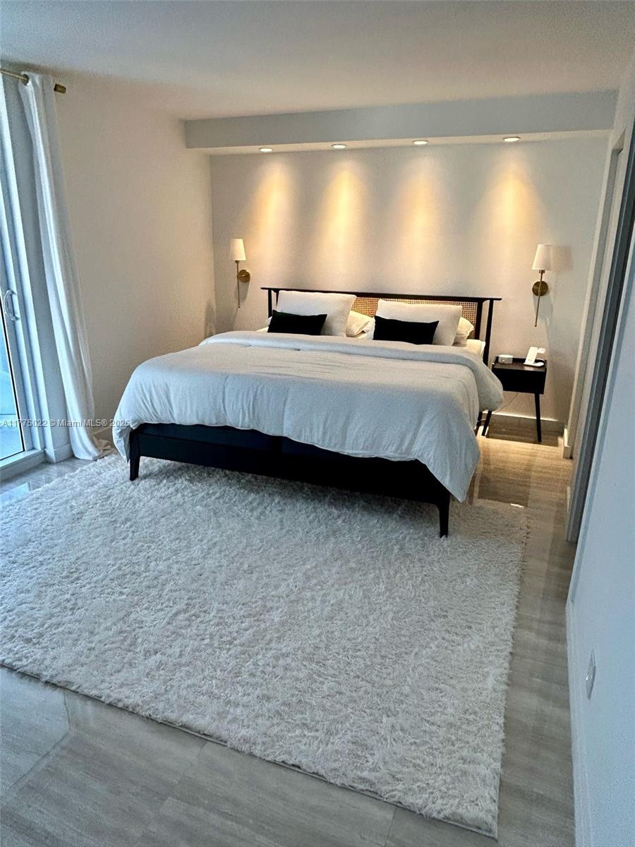 THE RIVIERA CONDO - Residential Lease