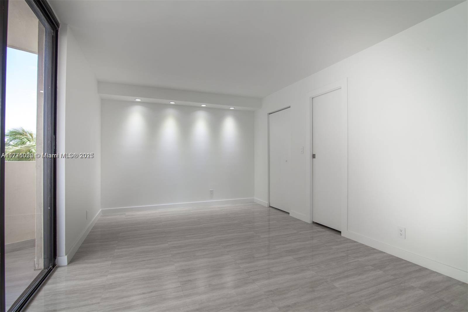THE RIVIERA CONDO - Residential Lease