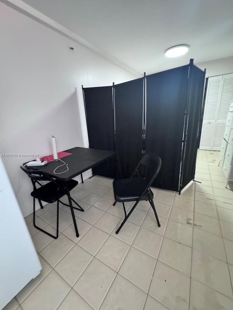 OLYMPIC HEIGHTS - Residential Lease