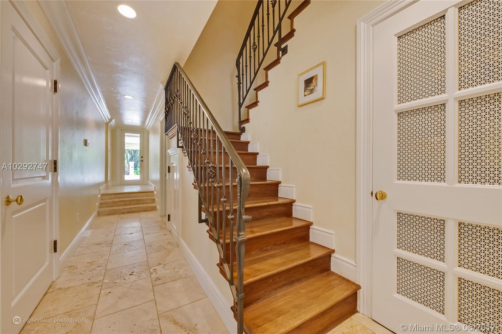 SNAPPER CREEK LAKES SUB - Residential