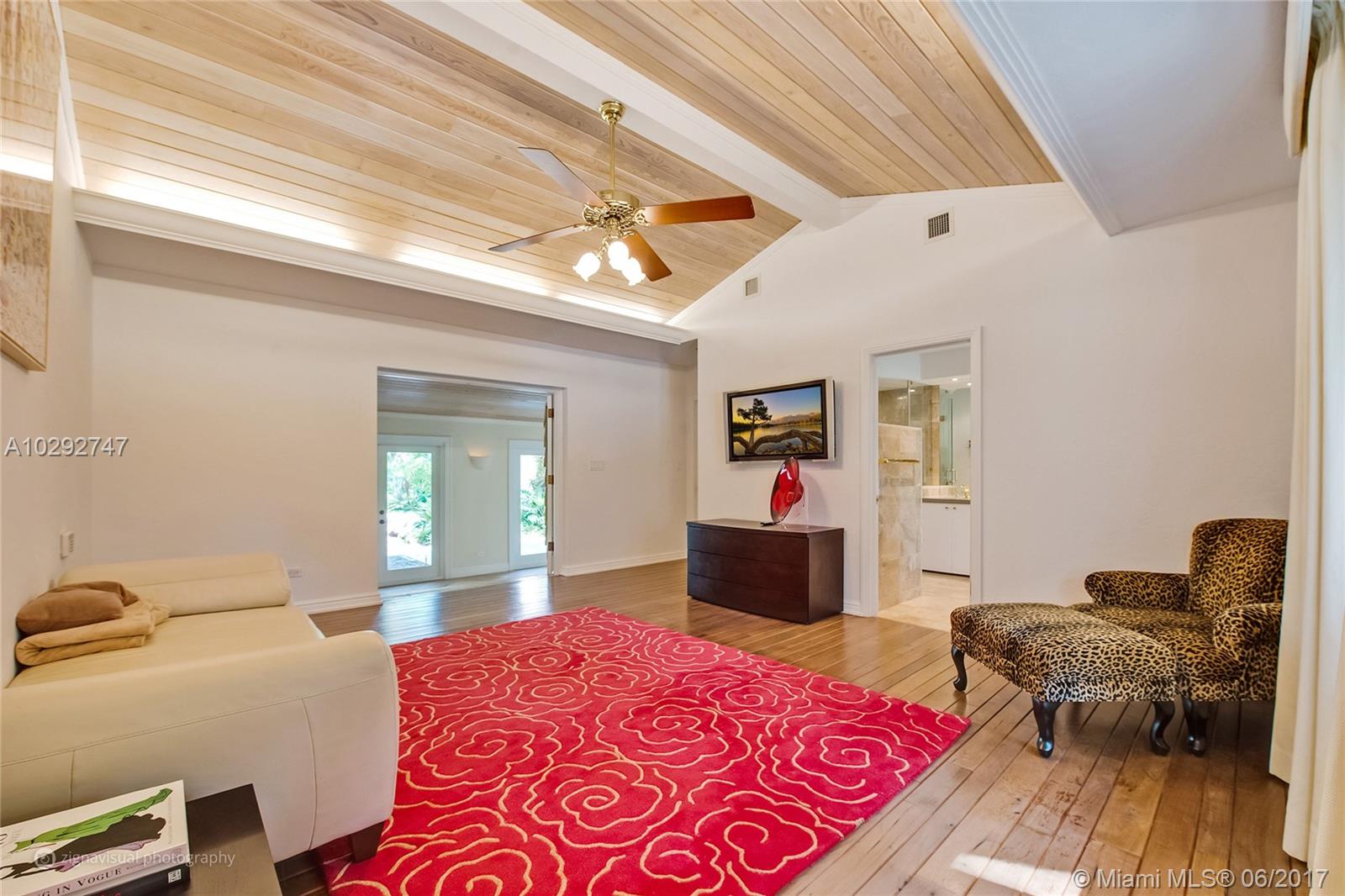 SNAPPER CREEK LAKES SUB - Residential