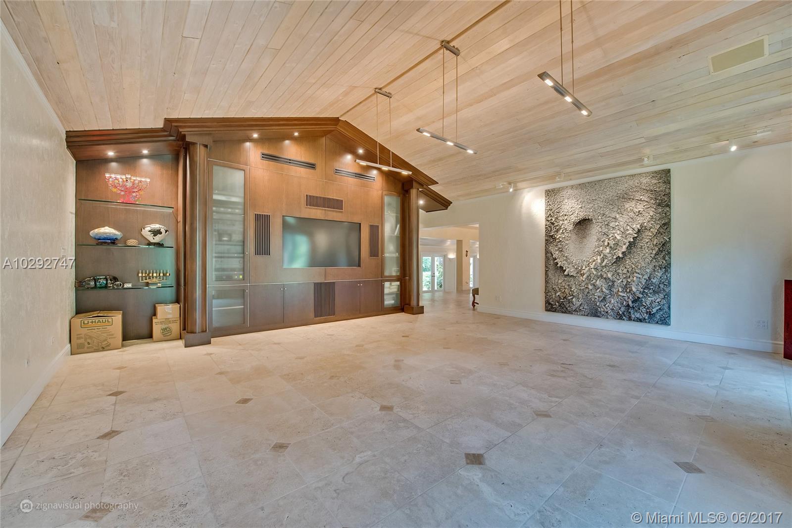 SNAPPER CREEK LAKES SUB - Residential