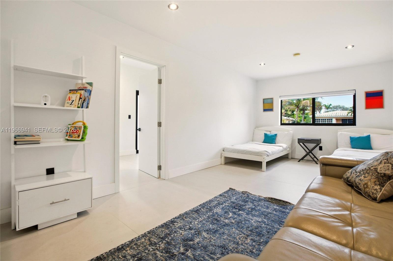 BISCAYNE GDNS SEC E PART - Residential